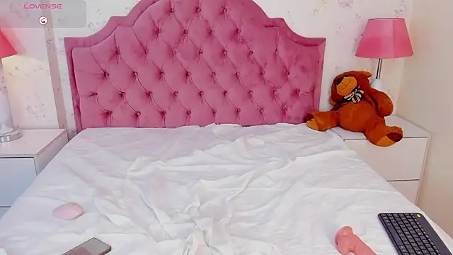 susanacreed - SusanaCreed's free webcam - UK Sex Cams