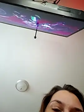 ariel4233 - Ariel4233's free webcam - UK Sex Cams