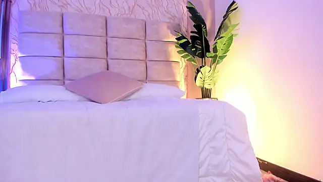 gaia_stone - Gaia_Stone's free webcam - UK Sex Cams