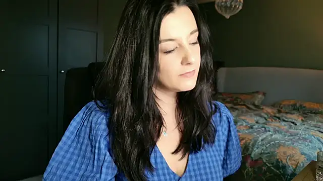 yourcassiexo - Yourcassiexo's free webcam - UK Sex Cams