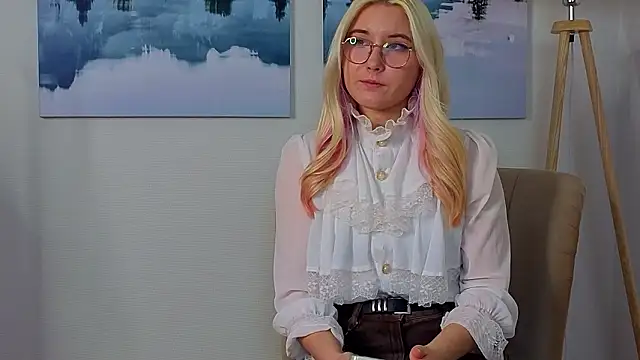 araastor - AraAstor's free webcam