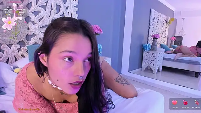 loraineblake - Loraineblake's free webcam