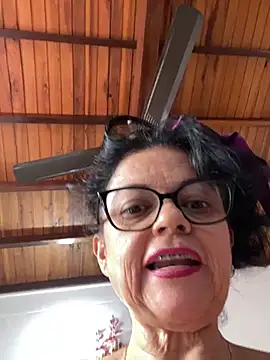 sharongirl07 - Sharongirl07's free webcam