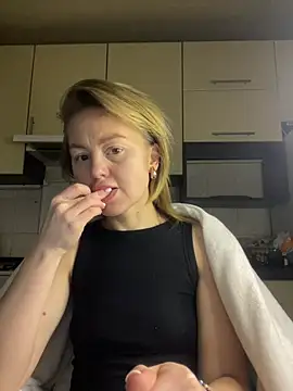 martaluna_ - MartaLuna_'s free webcam