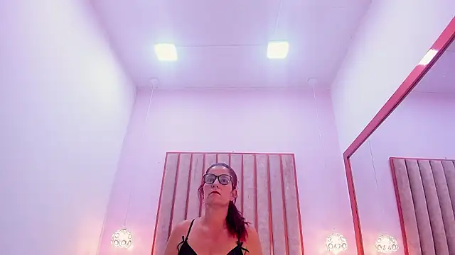 RebecaThomson webcam