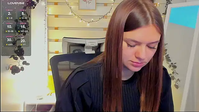 Josephine_Kiss webcam