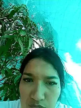 mon_single_dirty webcam