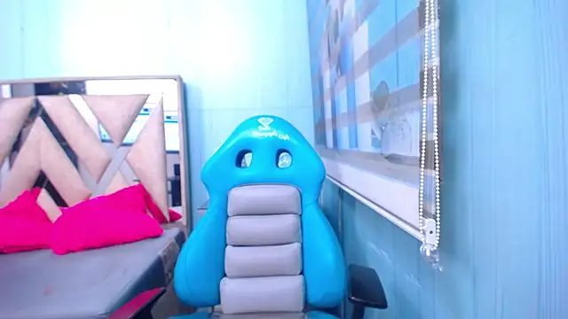 allison_max_tattoo - Allison_max_tattoo's free webcam