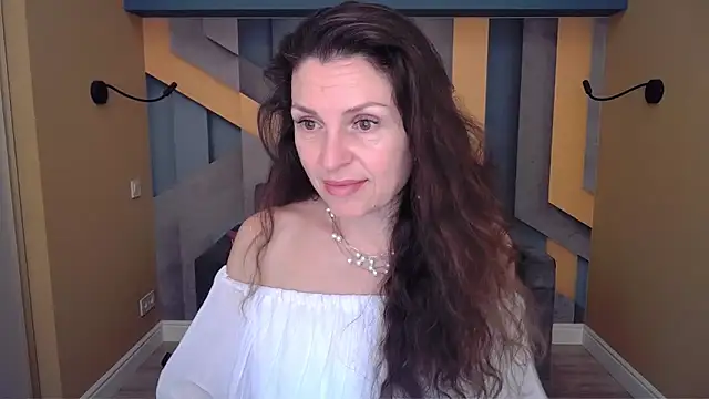 ellalong - EllaLong's free webcam - UK Sex Cams