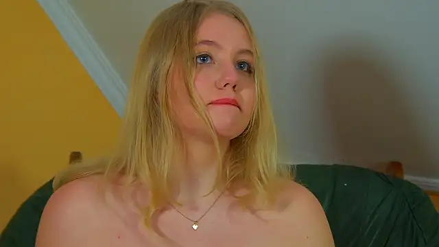 emilyevanse - EmilyEvanse's free webcam