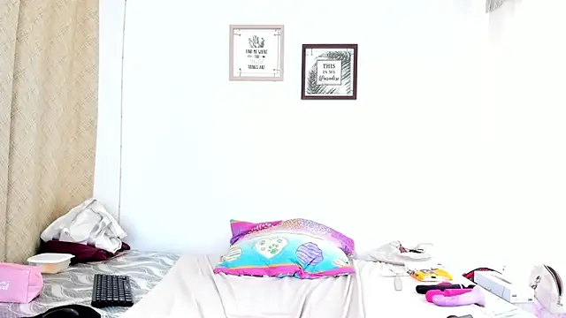 selena_jhonson webcam