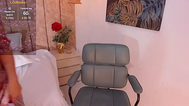 Katrina_baurii webcam