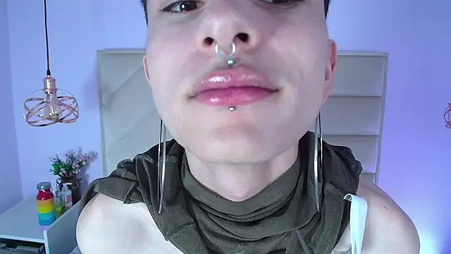 jiangshy666 (M twink) - oil in my pusy