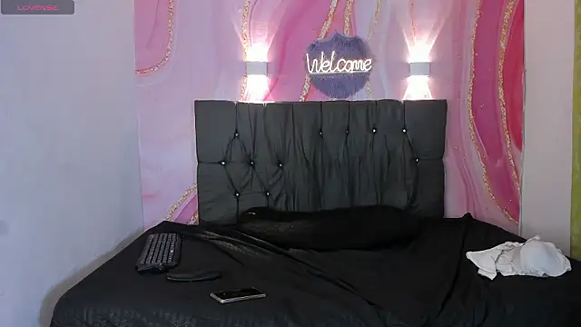 Blair_BigTits webcam