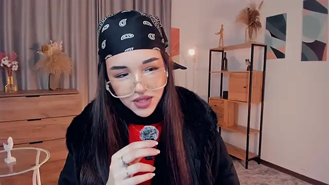 AvantgardAlone webcam