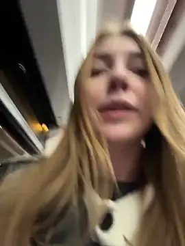 Sunny___Bunny webcam