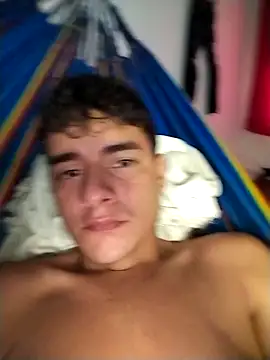 attractive-sexx (M young) - vibration in my balls and ass🔥