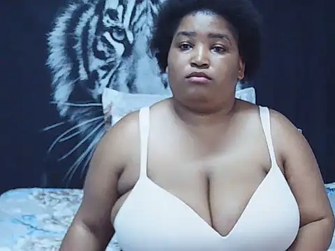 MassiveBoobsxxxx webcam