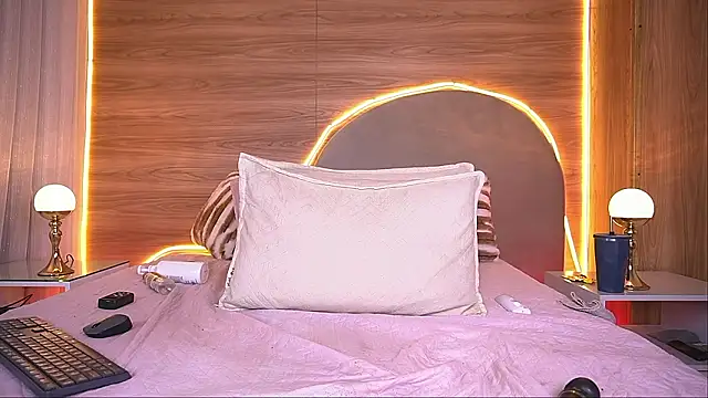 alexaa_walker webcam