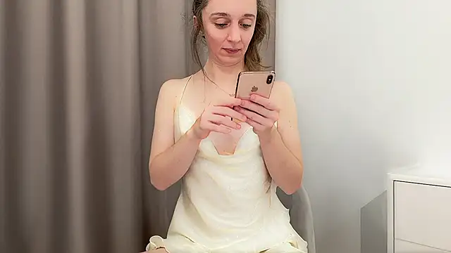 shyschoolgirl - ShySchoolGirl's free webcam
