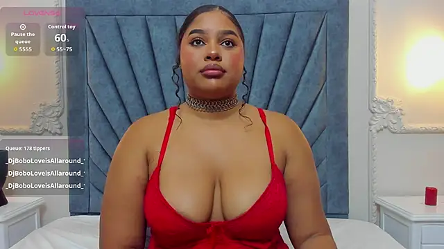 helena-snow - Helena-Snow's free webcam - UK Sex Cams