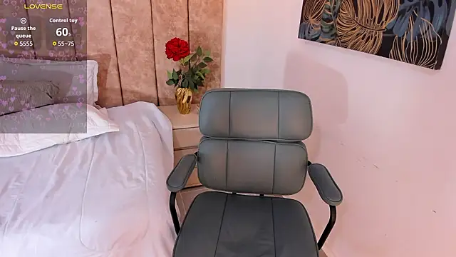 Katrina_baurii webcam