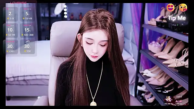 liora- (F milf) - 撒娇叫老公