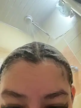 honey_luminair webcam