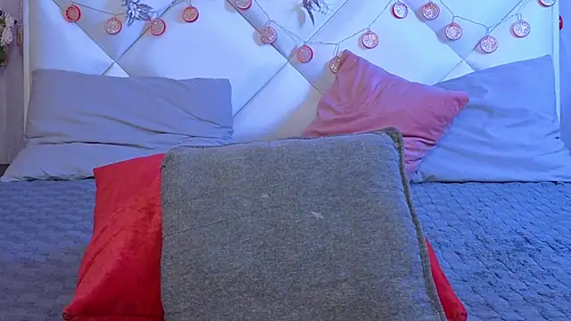 Bella_W_Berry webcam