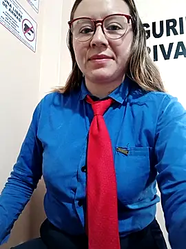 hannah-colx - Hannah-colx's free webcam - UK Sex Cams