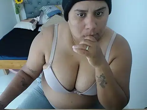 hotlesby_valery - Hotlesby_valery's free webcam