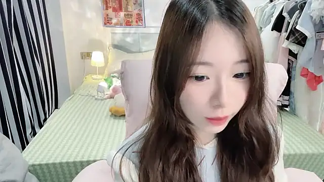 gardenia-222 - Gardenia-222's free webcam