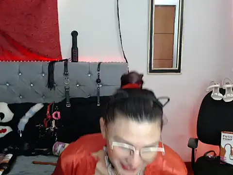 sachaclinford webcam