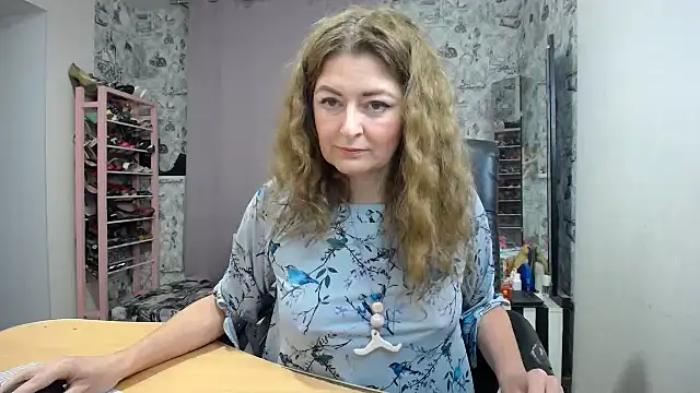 Helen1974 webcam