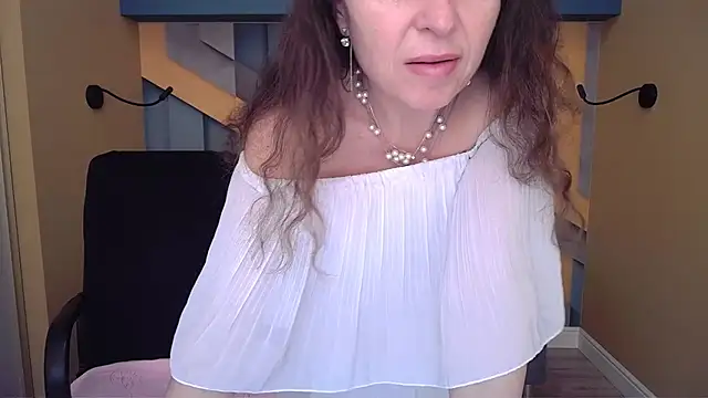 ellalong - EllaLong's free webcam - UK Sex Cams