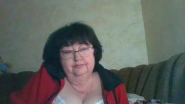 milasky5303 - MilaSky5303's free webcam