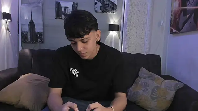 sebas_pretty7 webcam