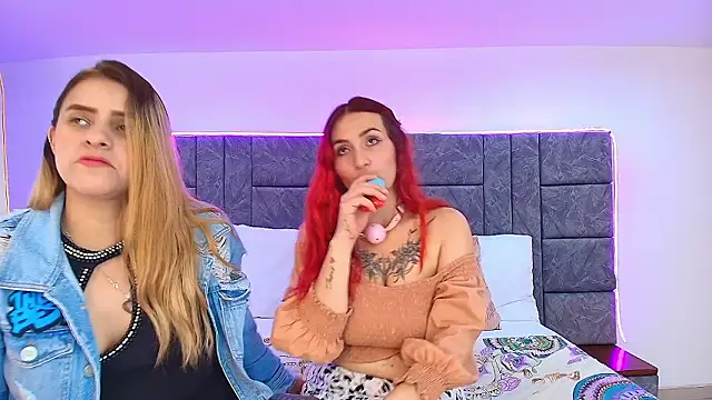 Dakota_Megan_69 webcam