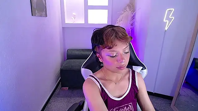 melodyy_as - Melodyy_as's free webcam - UK Sex Cams