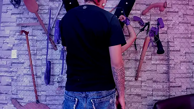 babyvelvet_bdsm - BabyVelvet_bdsm's free webcam - UK Sex Cams