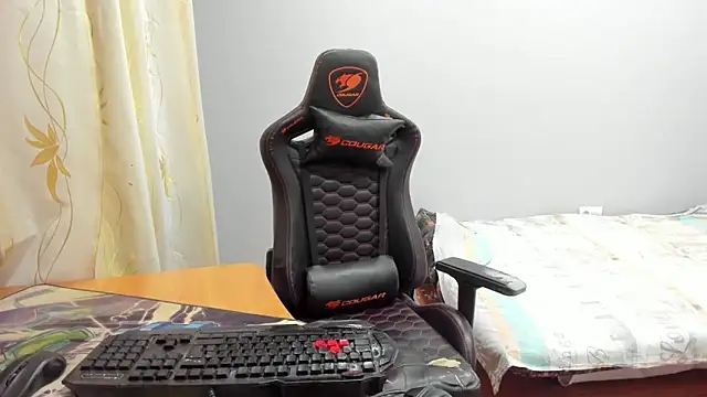 iliaskrislove webcam