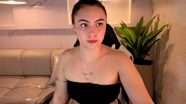 scarlett_smith_tp webcam