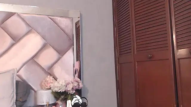 Ashleyroberst webcam