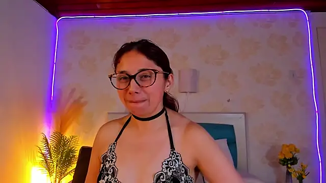 stefany_sun - Stefany_sun's free webcam - UK Sex Cams