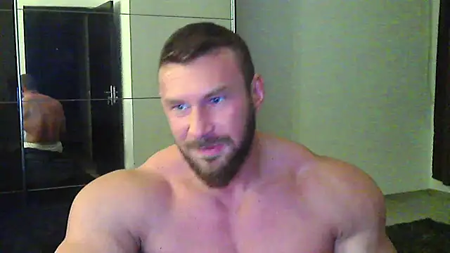 muscularkevin - Muscularkevin's free webcam