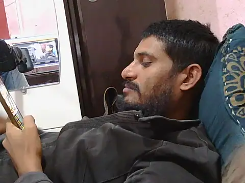 HotXKrish webcam