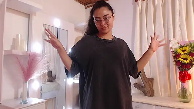 _kim__m - _Kim__M's free webcam