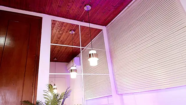 emily_burton18 webcam