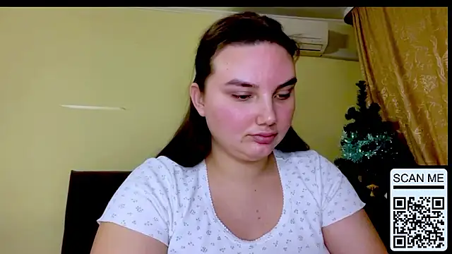 Dreamyblushfairy webcam