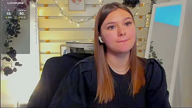 Josephine_Kiss webcam